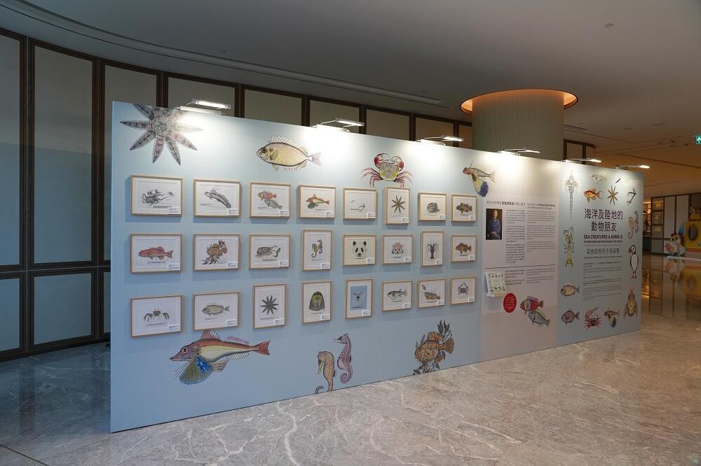 香港富麗敦海洋公園酒店即日起至2023年9月30日，於酒店一樓大堂舉辦《海洋及陸地的動物朋友》展覽。